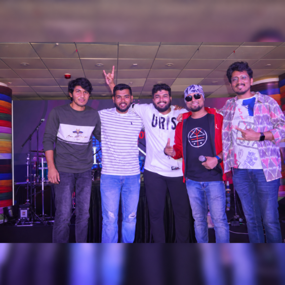 Yugaant live on stage